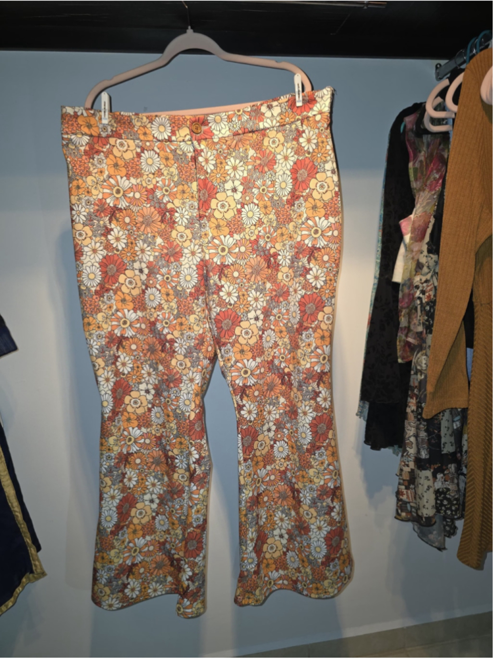 Retro-Inspired Flare Leg Pants 4XL